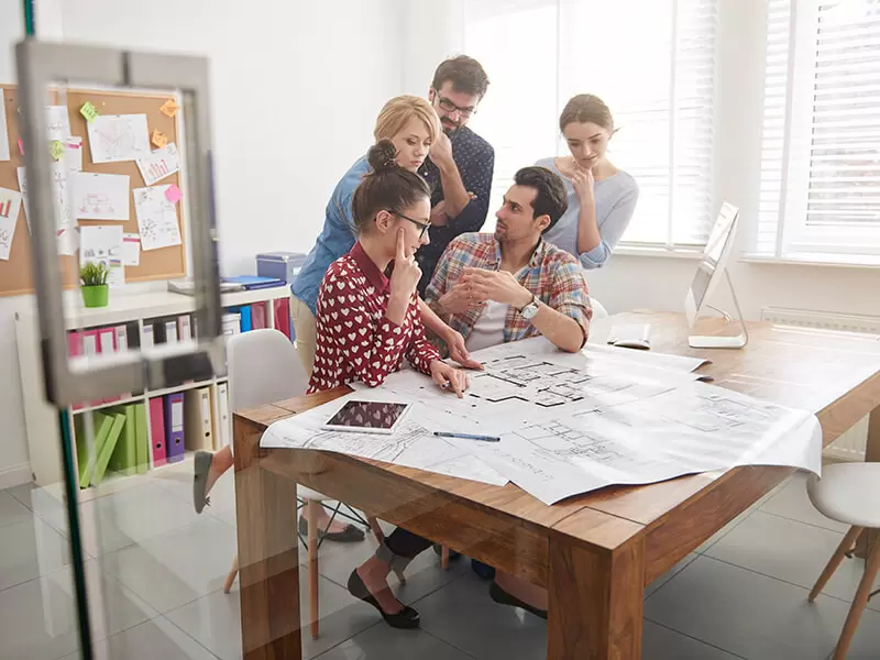 brainstorming-of-young-and-creative-architects